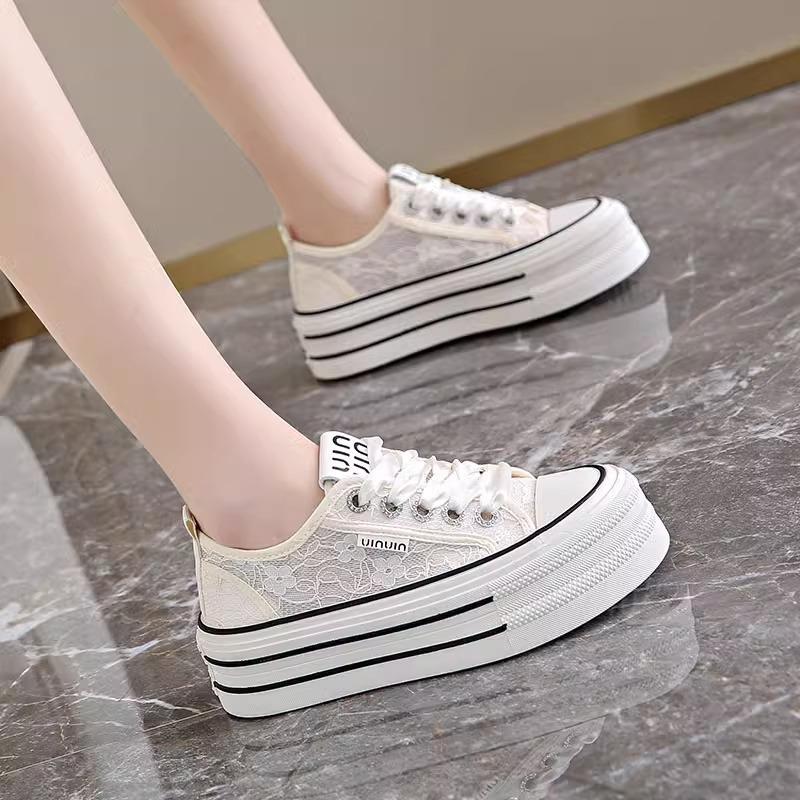 Mesh Breathable Little White Shoes Women's 2025 New Summer Super Fire Platform Canvas Shoes Student Versatile Casual Board Shoes