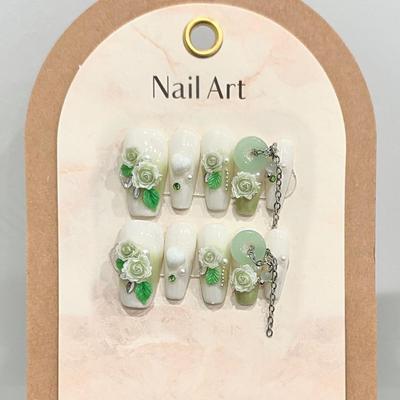 HANDMADE Artificial Nail Green Full Diamond Camellia Gradient Ins Chain Safety Buckle Fake Nail Set With Glue Reusable and Removable Press On Nails