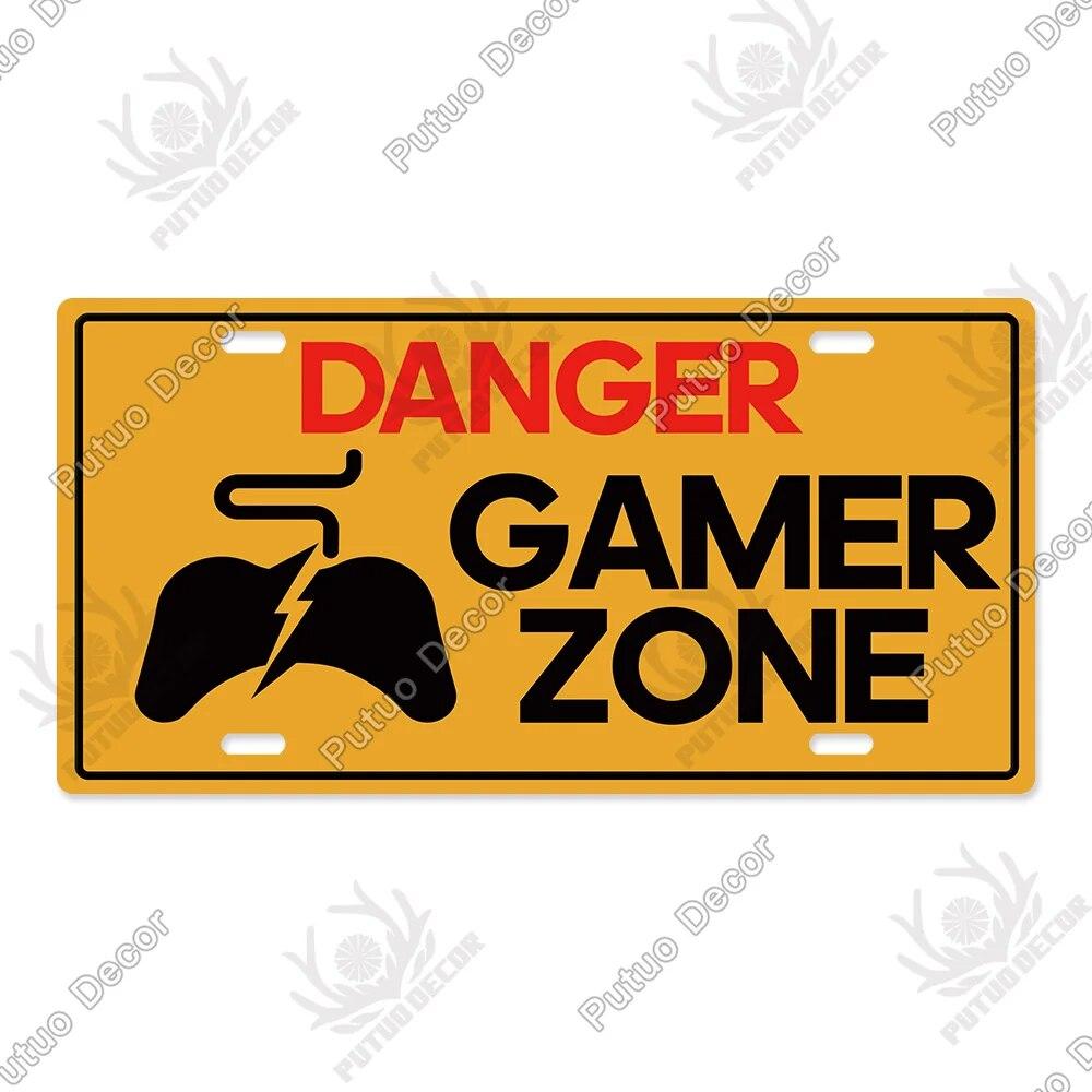 Putuo Decor Warning  Game Zone Tin Sign License Plate Plaque Metal Vintage Poster for Man Cave Pub Club Park Wall Art Decor