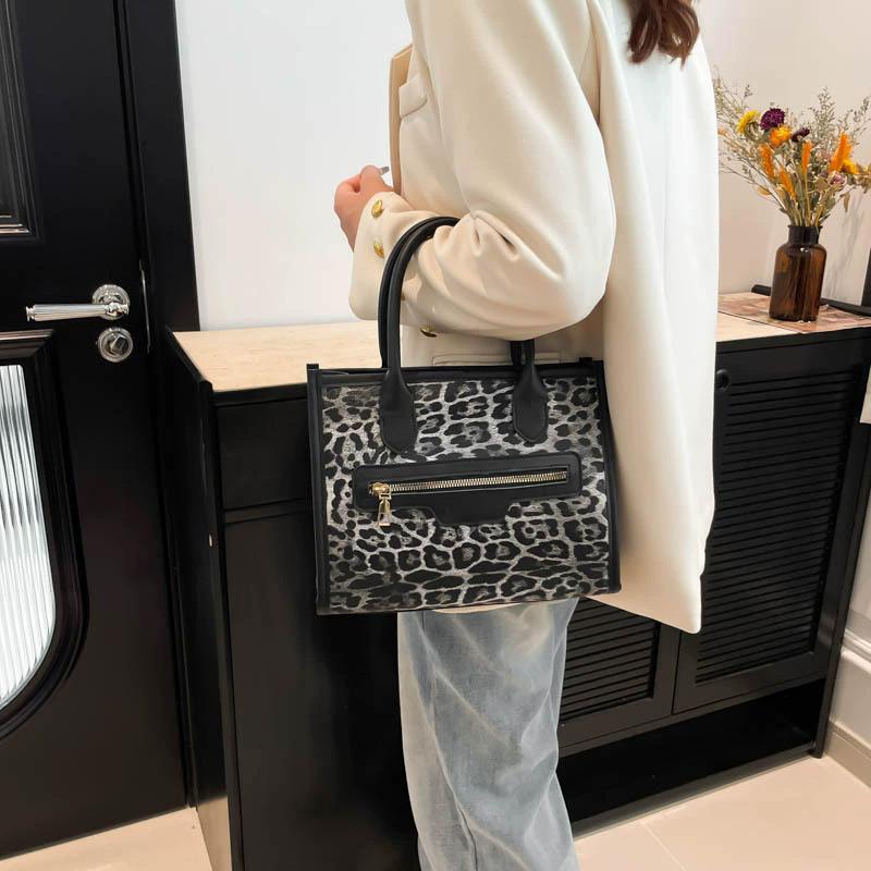 Women's Leopard Print PU Leather Shoulder Bags Casual Handbag Top Handle Purse for Shopping and Travel Commuter Bag