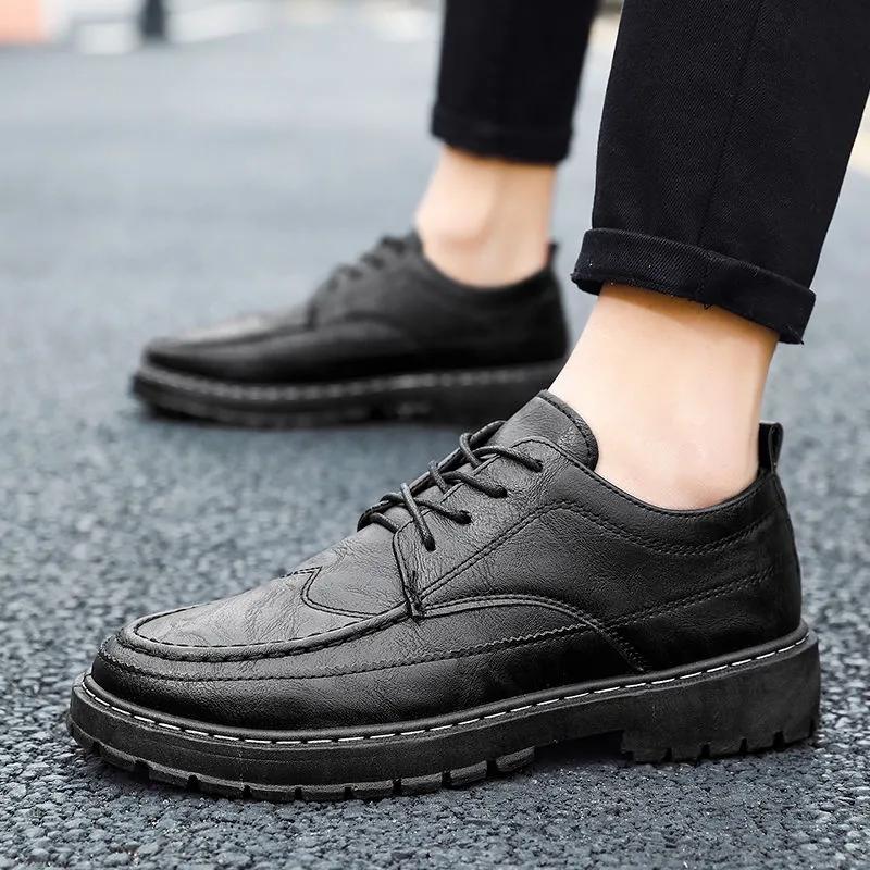 Men Classic Dress Shoes Leather Carved Formal Shoes Oxford Sneakers Pointed Leather Dress Shoes