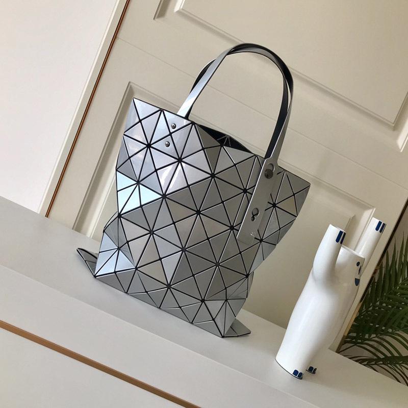 Neue Damen 6-Panel Patchwork Gesteppte Schulter Crossbody Tasche – Vibrating Gold Metallic Irisierende Serie