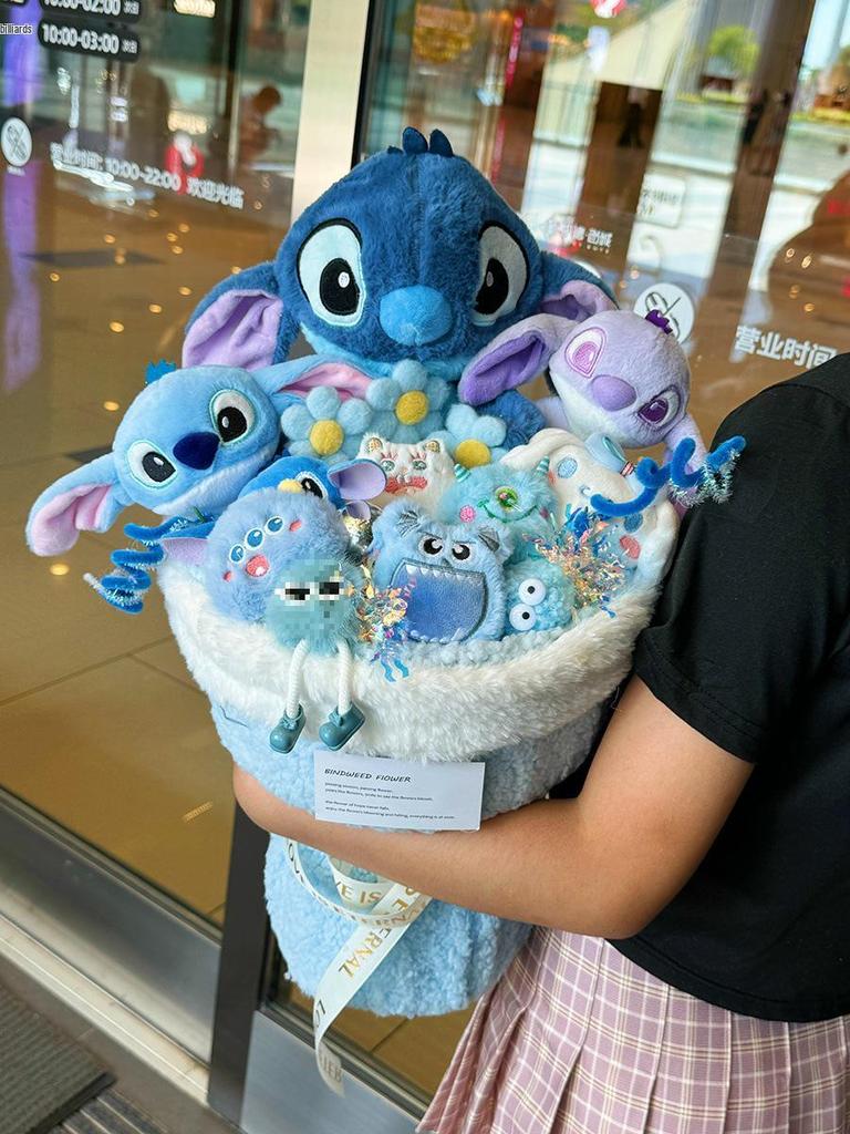 Valentine's Day Kitty Plush Bouquet: Perfect Gift for Girlfriend or Bestie