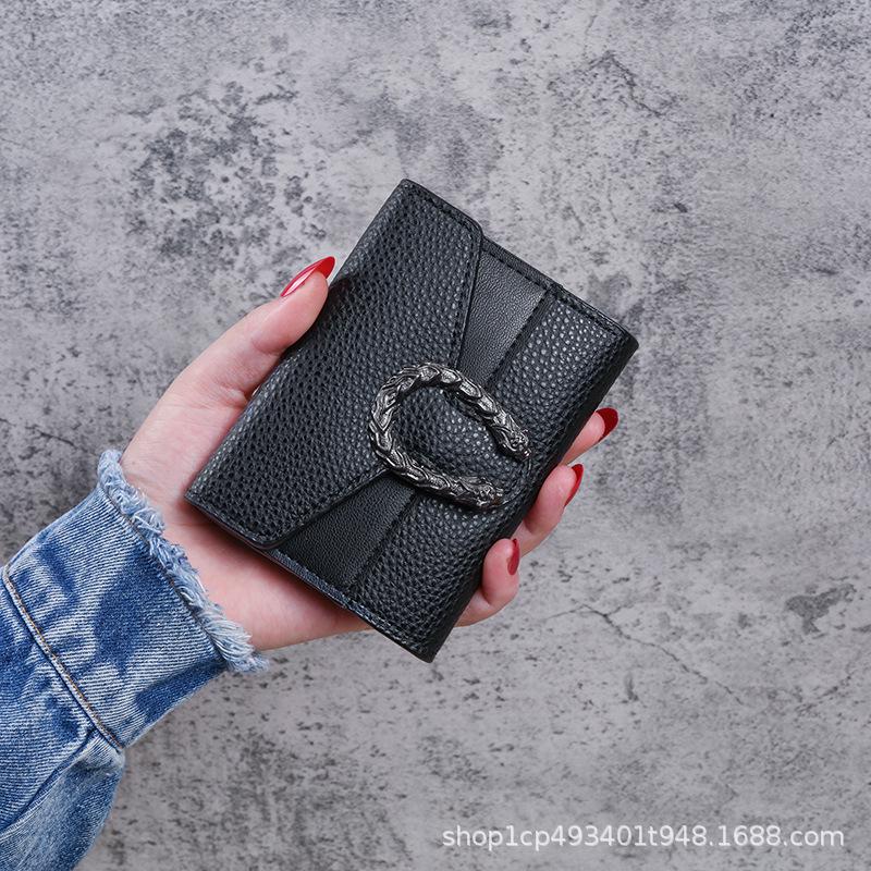 

Компактный женский кошелек с тремя отделениями и портмоне с многофункциональным держателем для карт чёрный