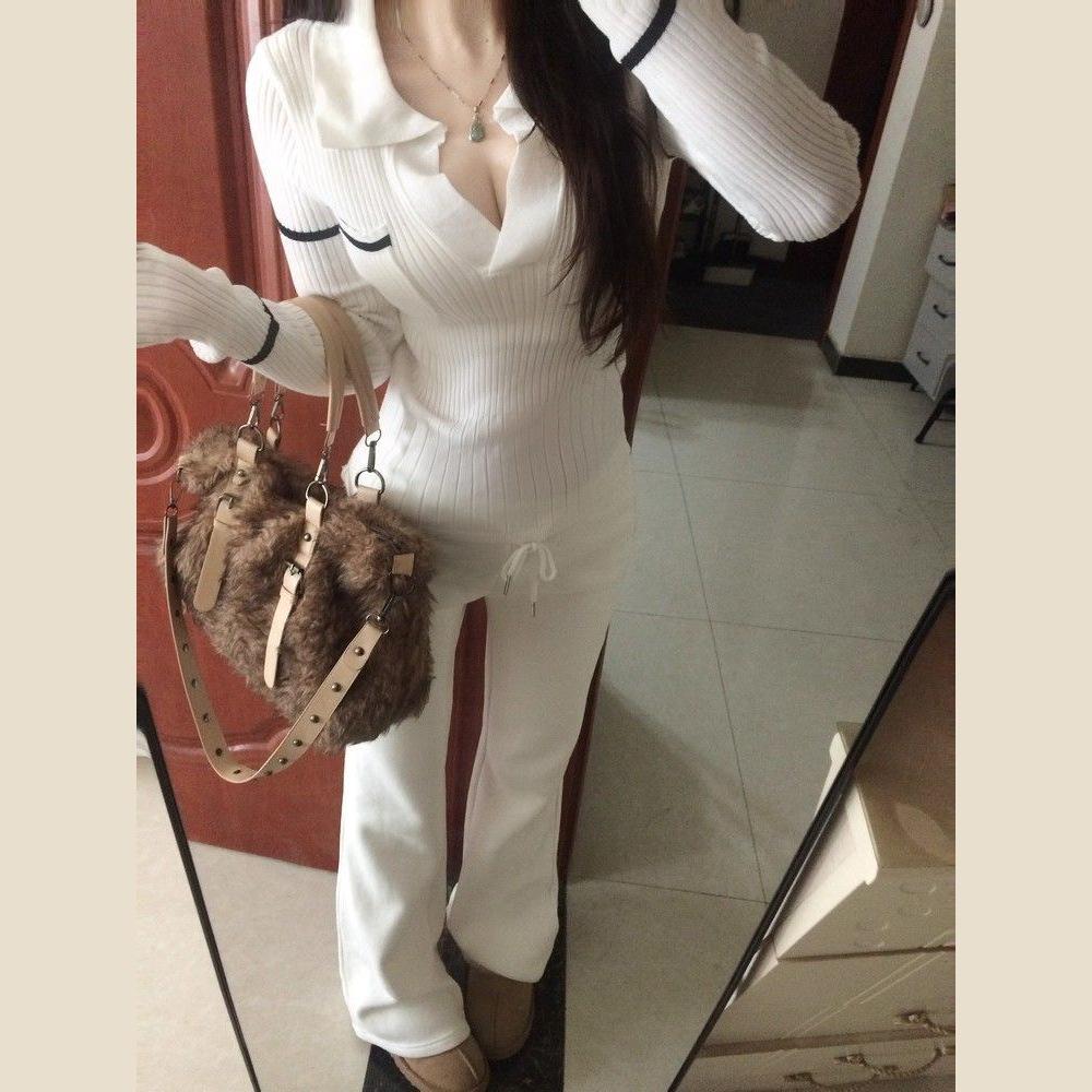 2025 Autumn French Chic White Women's Polo Neck Slim Fit Knit Sweater