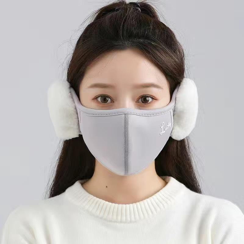 Women's Cute Soft Velvet Cycling Mask: Autumn & Winter Warmth with Ear Protection