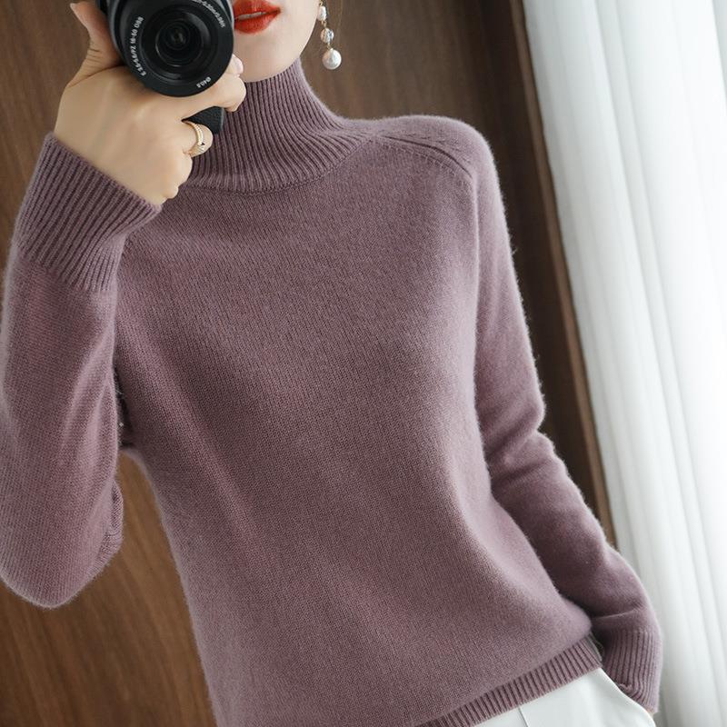 New autumn and winter high collar pullover sweater for women loose thickened Korean style solid color high collar knitted bottoming shirt for women