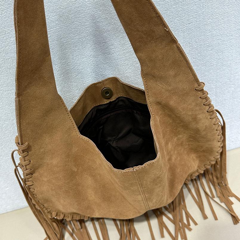Tassel Crossbody Bag for Women Large Capacity Shoulder Bags Commuter Suede Travel Handbags Solid Color Purse Handbags