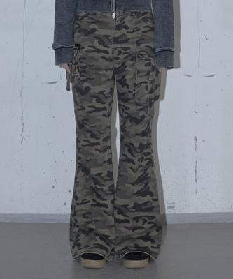 GUBIN (W) Camo Bootcut Pants
