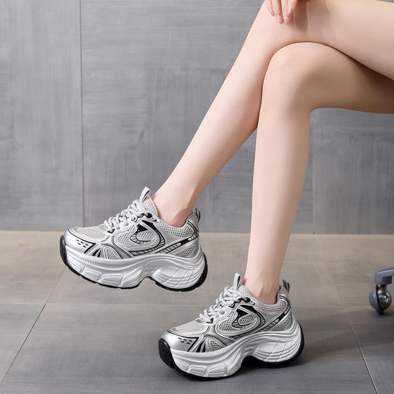 Mesh heightening women's shoes Daddy 2025 new spring and autumn thick-soled breathable popular versatile casual sports shoes high value