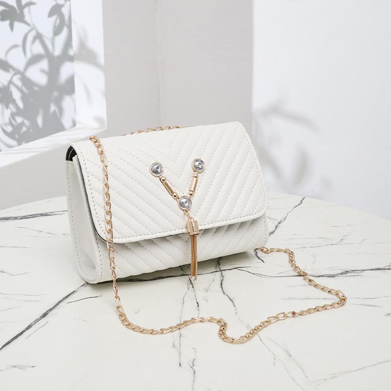 Women's bag summer new embroidered bag chain crossbody small square bag fringed pearl shoulder bag one piece