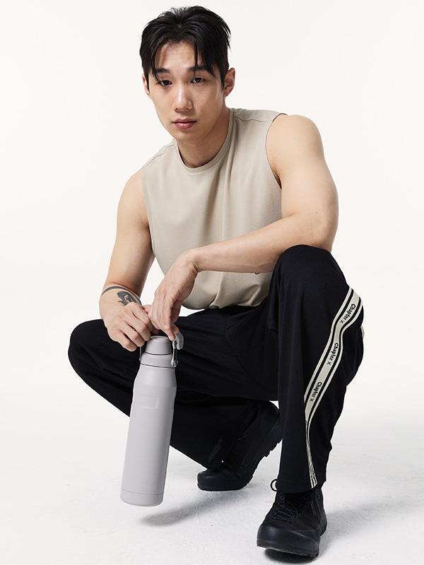 Chaebteoegseu Muscle Fit Mesh Breathable Long Pants (Black)