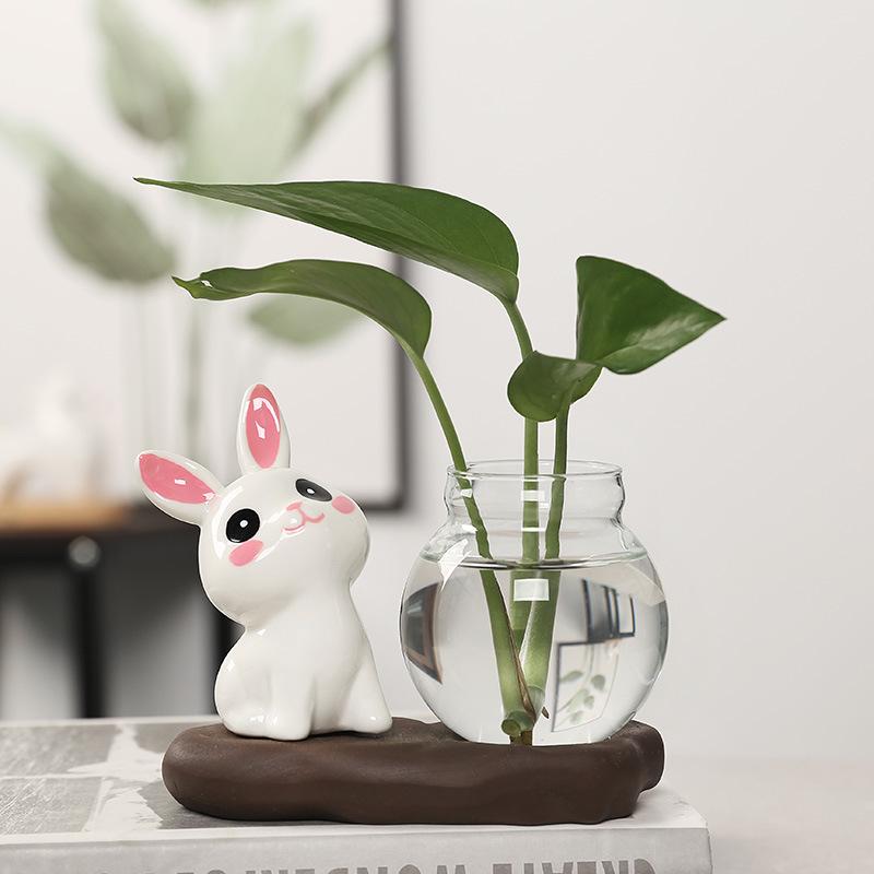 Cartoon Rabbit Flower Pot: Green Radish Hydroponic Vase for Home or Office Decor