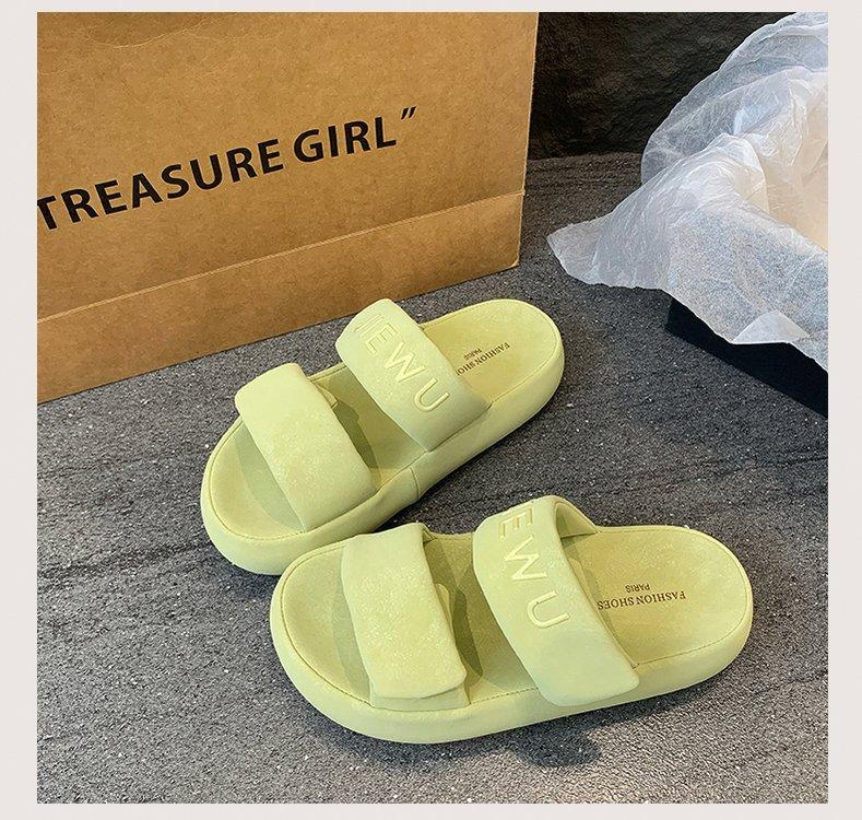 Continuous drag~ stepping on shit thick-soled slippers for women to wear 2025 summer new Velcro beach bread cool slippers