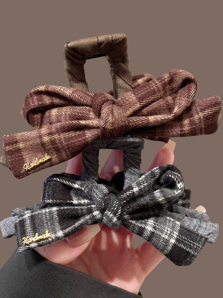 1pc Coffee Grey Grid Pattern Grab Clip Handmade Bow Shaped Two tone Shark Clip Small and Retro Style Brain Spoon Shark Clip