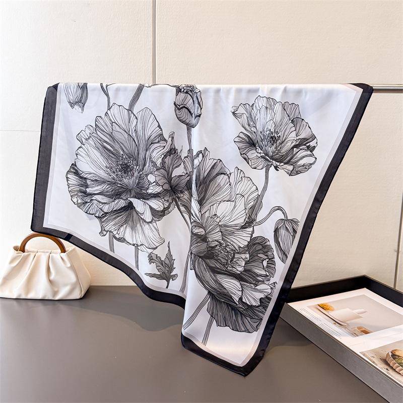 

2026 New Floral Print Square Scarf for Women Soft Satin Wraps Neckerchief Female Hair Bands Ribbon Headband Bandana 70x70CM