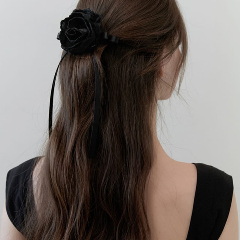 

KINDABABY black rose ribbon pin black