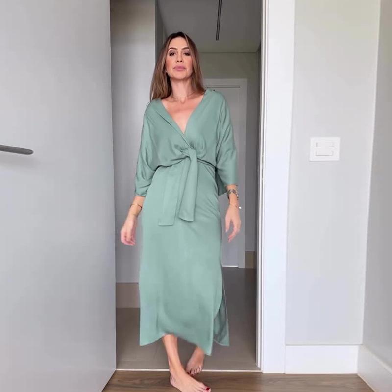 European & American Women's V-Neck Summer Dress 2025 - Casual Solid Color Short-Sleeve Slit Design