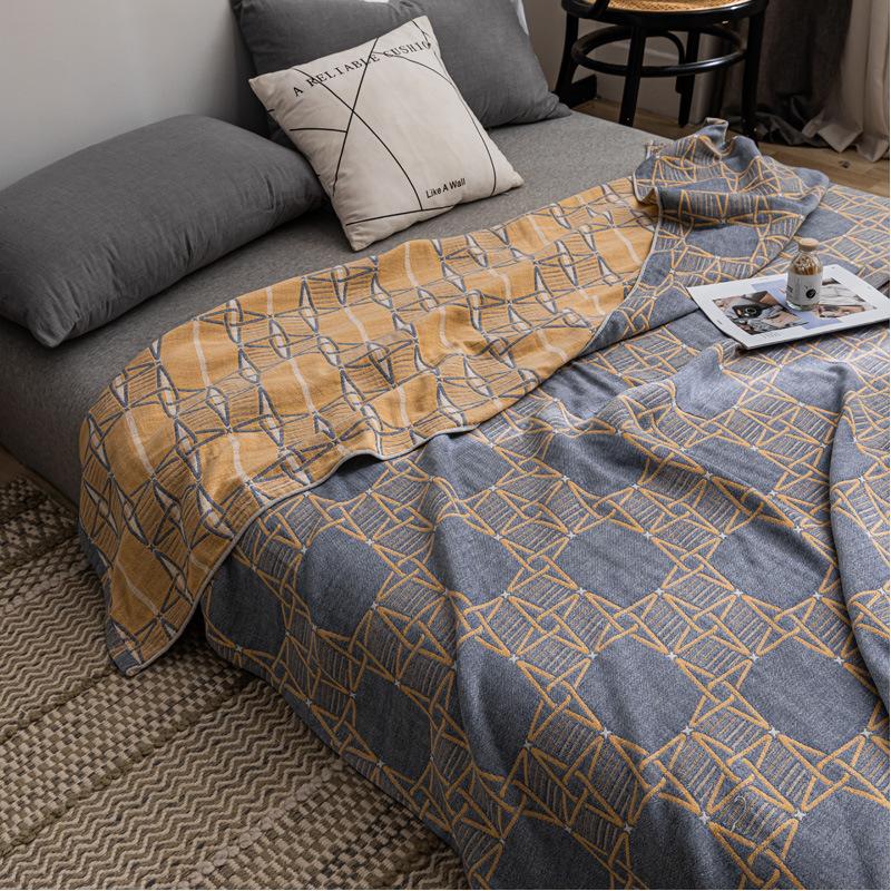 The New Cotton Four-layer Gauze Towel Quilt Is Covered with A Nap Air Conditioning Blanket and A Summer Cool Quilt and A Casual Blanket All Cotton