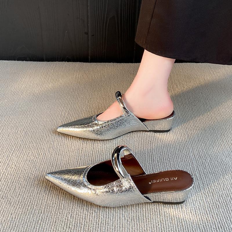 2025 spring temperament pointed metal one-word bag head half slippers pointed shoes