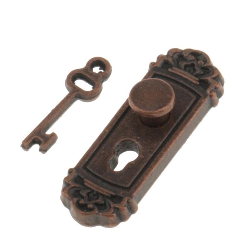 1:12 Scale Miniature Door Lock and Key Set 2 in 1 Pack Door Knocker Lock Set Vintage Dollhouses Decoration Accessories