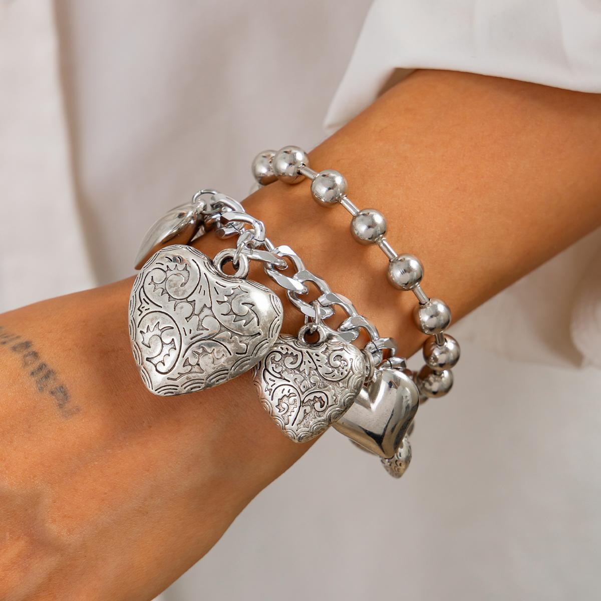 

Ingemark 2Pcs/Set Vintage Printed Heart Pendant Bracelet for Women on Hand 2025 Punk Thick Chain Bangles Grunge Jewelry Men Gift