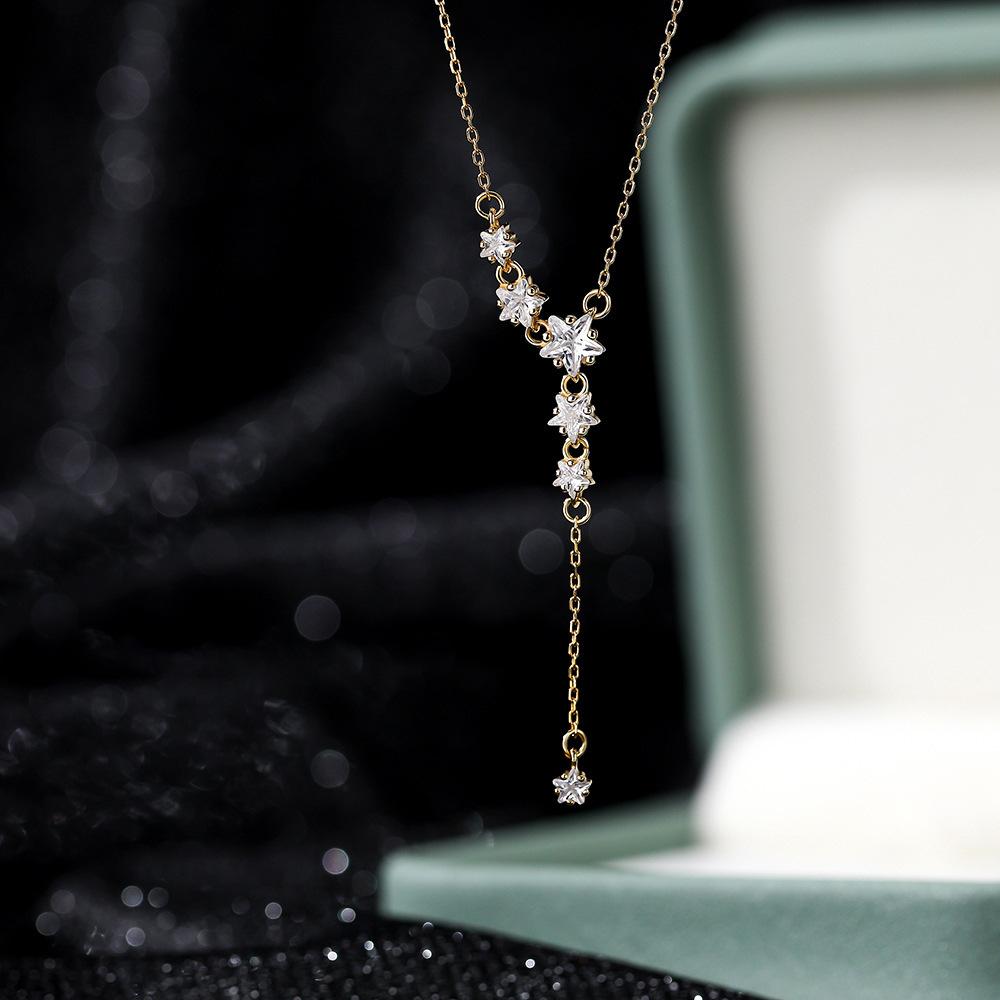 Wunderschöne Stern-Halskette für Damen Nische Schönes Licht Luxus High-End Design Stern Quaste Schlüsselbeinkette Halskette