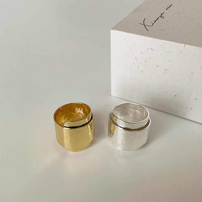 Cold Wind, Smooth Surface, Wrinkled Winding Ring, Female Design Sense, Simple Personality, Fashionable Temperament, Versatile Ring Ring.