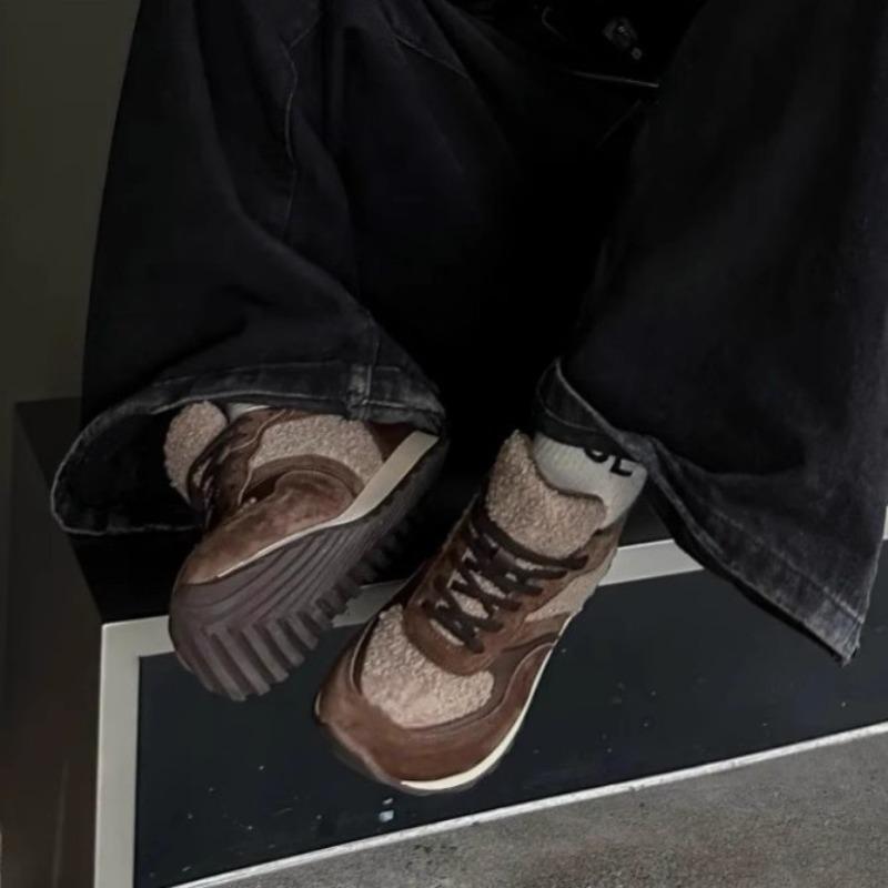 Retro women's fleece, slimming and height-increasing fluffy shoes, new winter warm sports and leisure