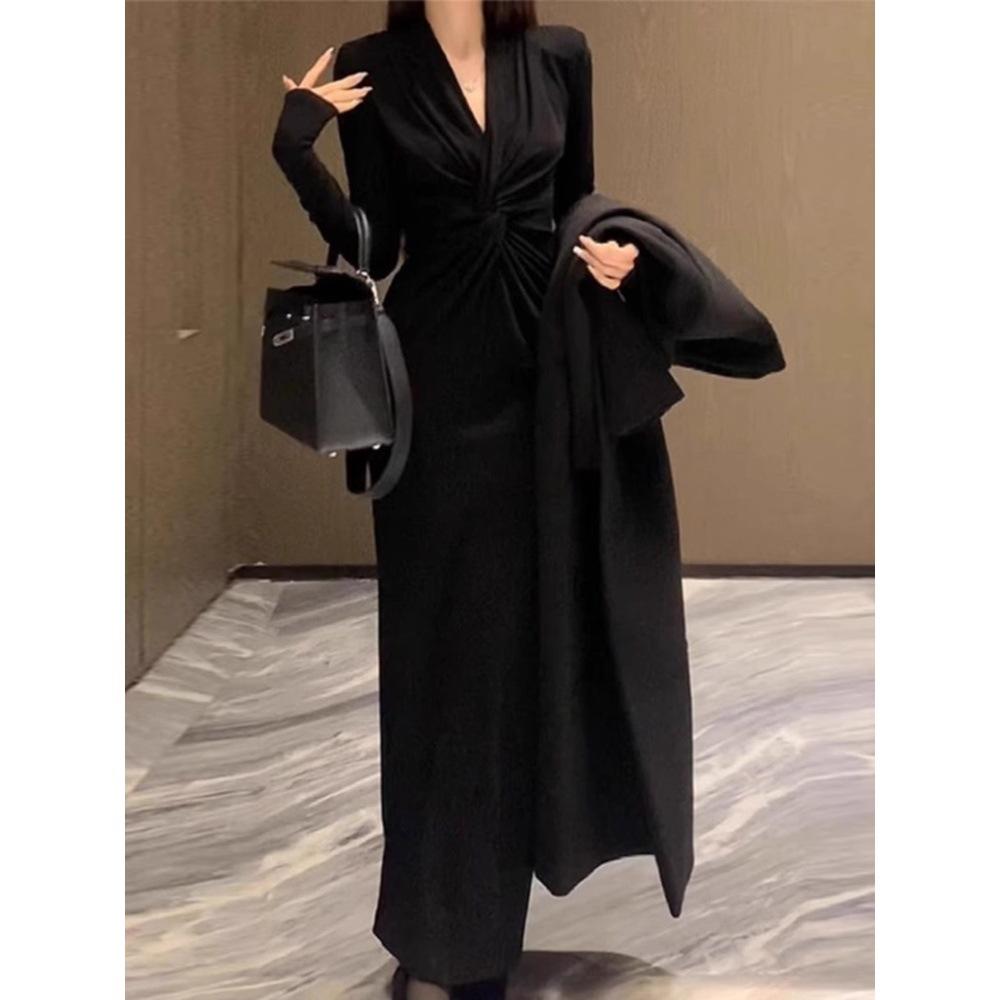 Rochie Tricotată Nouă de Primăvară și Toamnă Neagră cu Decolteu în V Casual Damă Slim Skinny Nișă Rochie Lungă