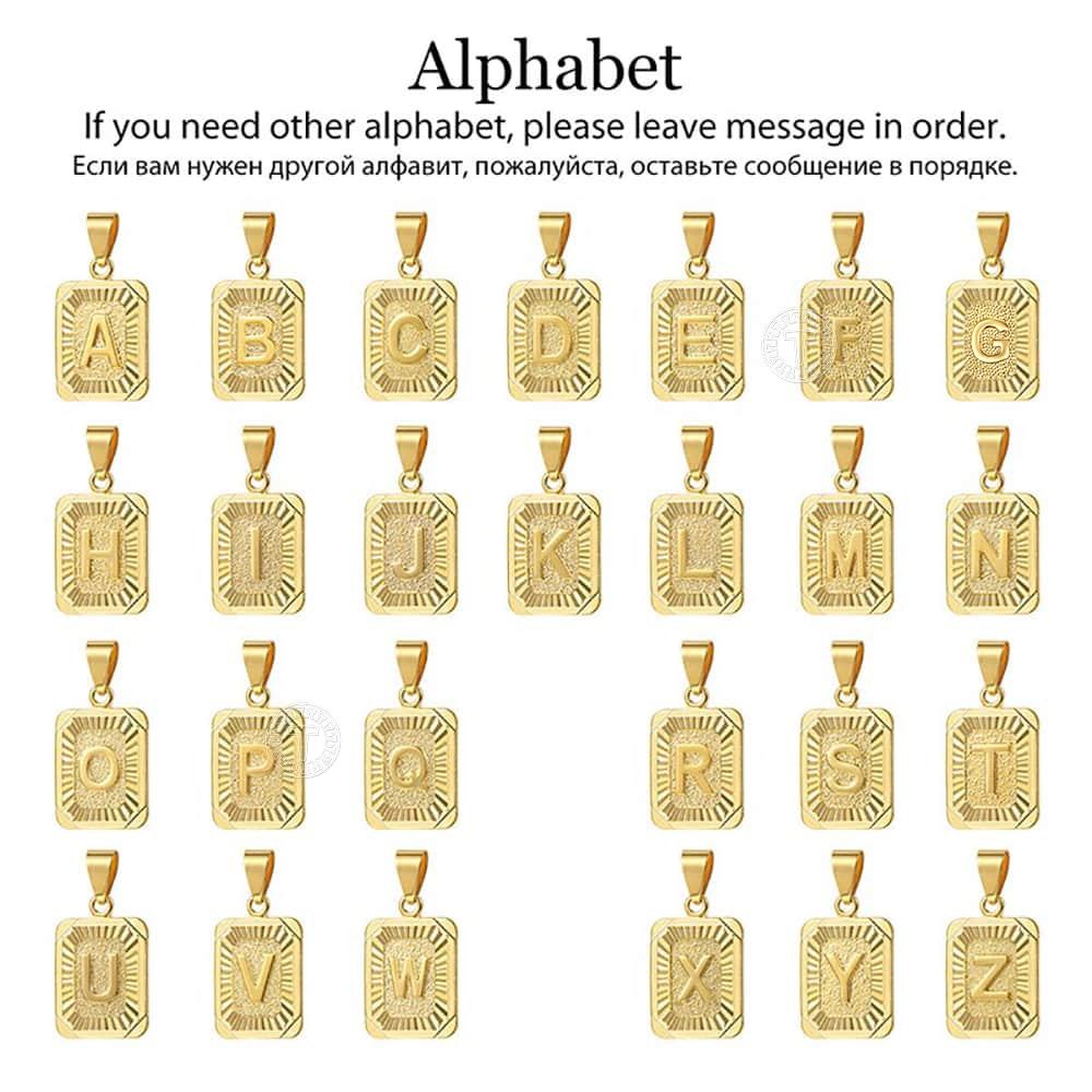 Stylish 26 Letters Square Charm Necklaces Stylish Jewelry Choker Figaro Link Chain Gold Color Tone Length Adjustable Voguish Souvenir Present