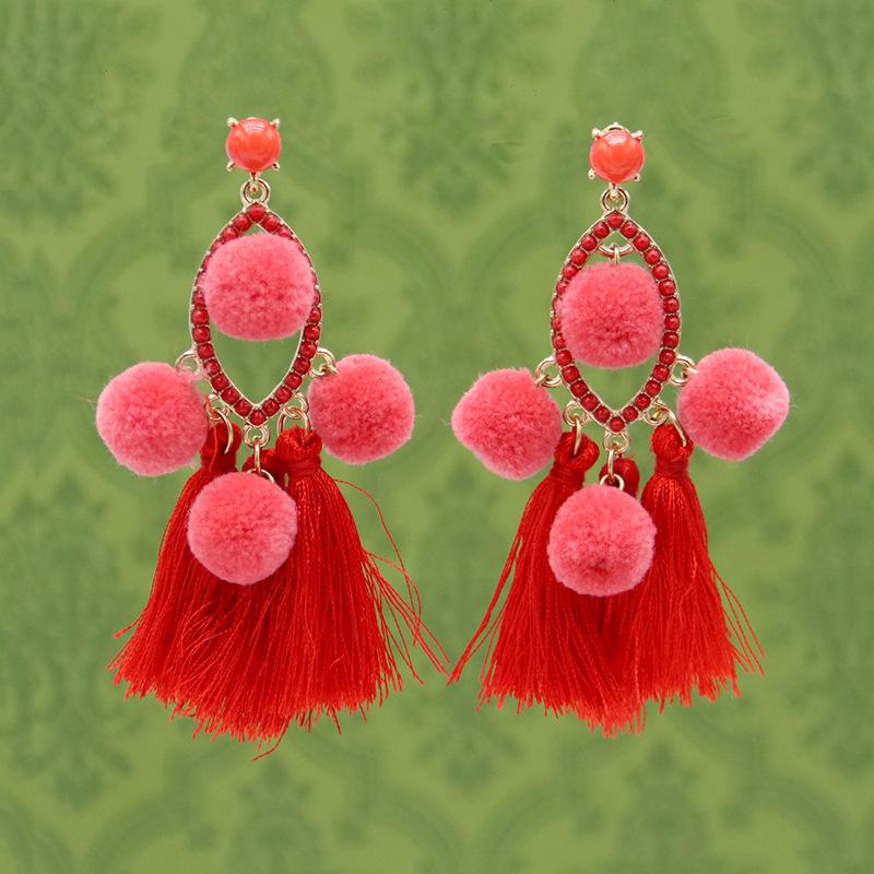 Bohemian Hairball Earrings Women'S Color Fringed Exaggerated Temperament Photo Photography Earrings Accessories Fashion Earrings