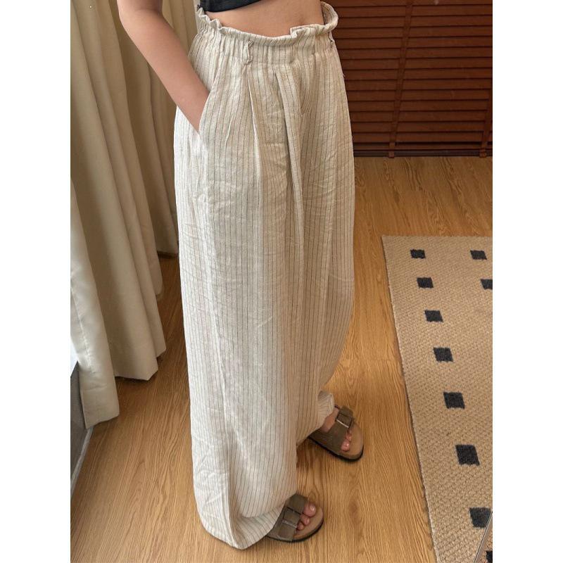 

Женские льняные брюки в полоску с высокой талией и широкими штанинами - Коллекция Лето 2025: Дышащие, Свободные, Стройнящие, Повседневные брюки. Medium