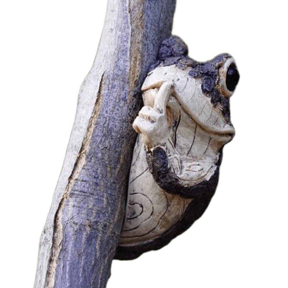 

Frog Garden Statue Waterproof Resin Frog Decor UV Protection Frog Sculpture Creative Hug Tree Frog Ornament for Outside Decor коричневий