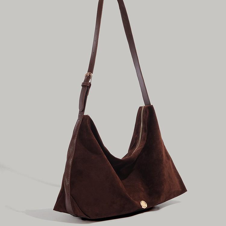 Autumn Winter Korean Niche Bags 2024 High-End Matte Feel Handbag Shoulder Bag European American Retro Commuter Tote Bag Trendy