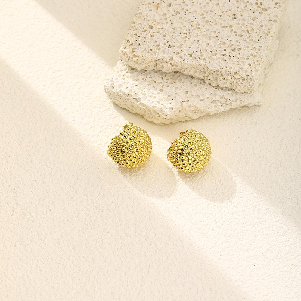 Metal Wind Light Luxury Earrings Trendy Retro Temperament Stainless Steel Geometric Stud Earrings Women'S Exaggerated Niche Earrings