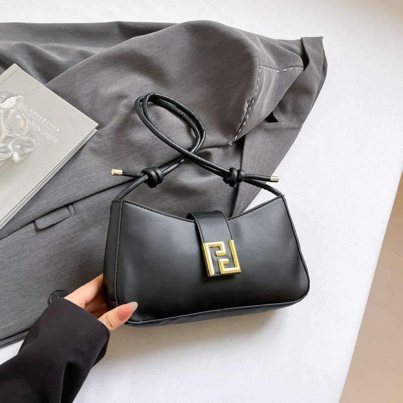 

Fashion trend niche design armpit bag personalized bag summer new shoulder bag crescent bag