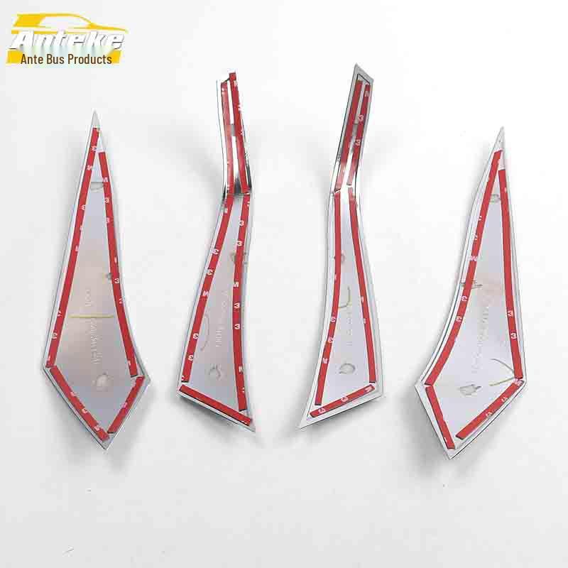 Venucia T70 Ozdobná lišta obočí zadního světla - Elektrogalvanizovaná dekorativní nášivka pro vnější část kufru