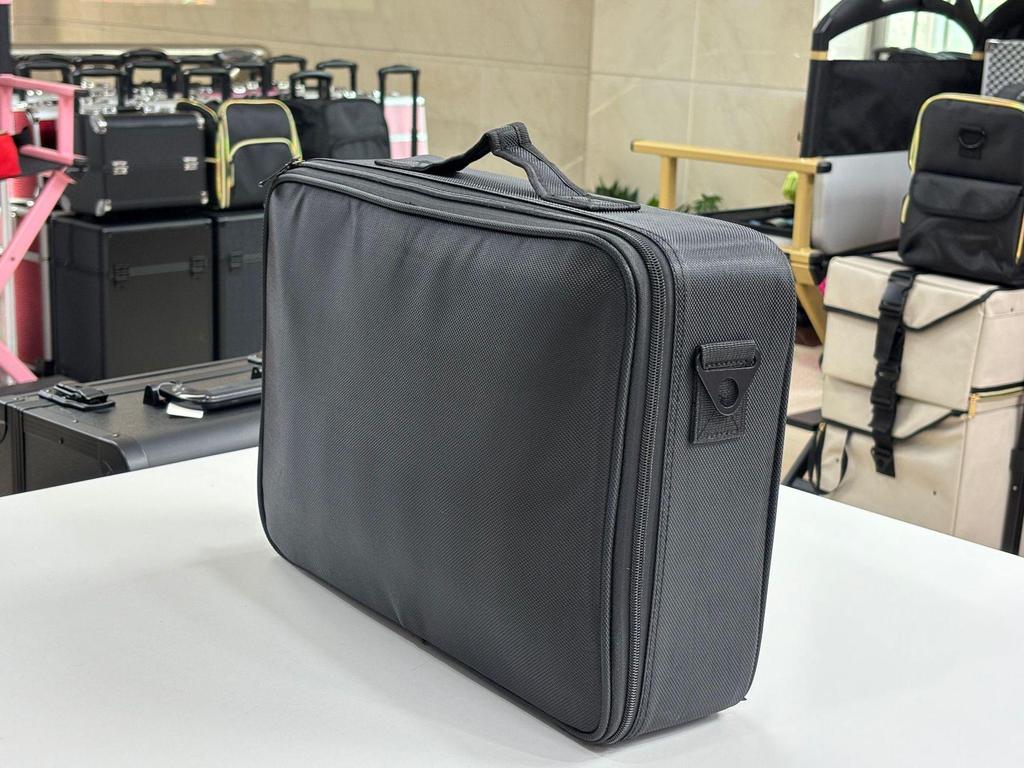 Hairdressing Tool Bag for Scissors, Combs, and Accessories - Multifunctional Storage Solution