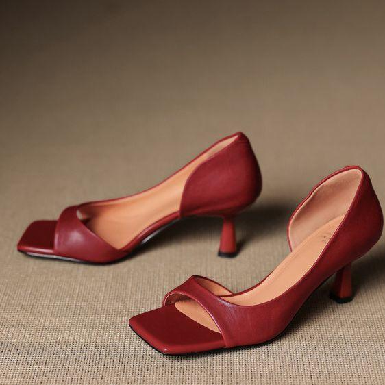 2025 new French retro square head thin heel open-toed sandals women's versatile fashion foreign high heels
