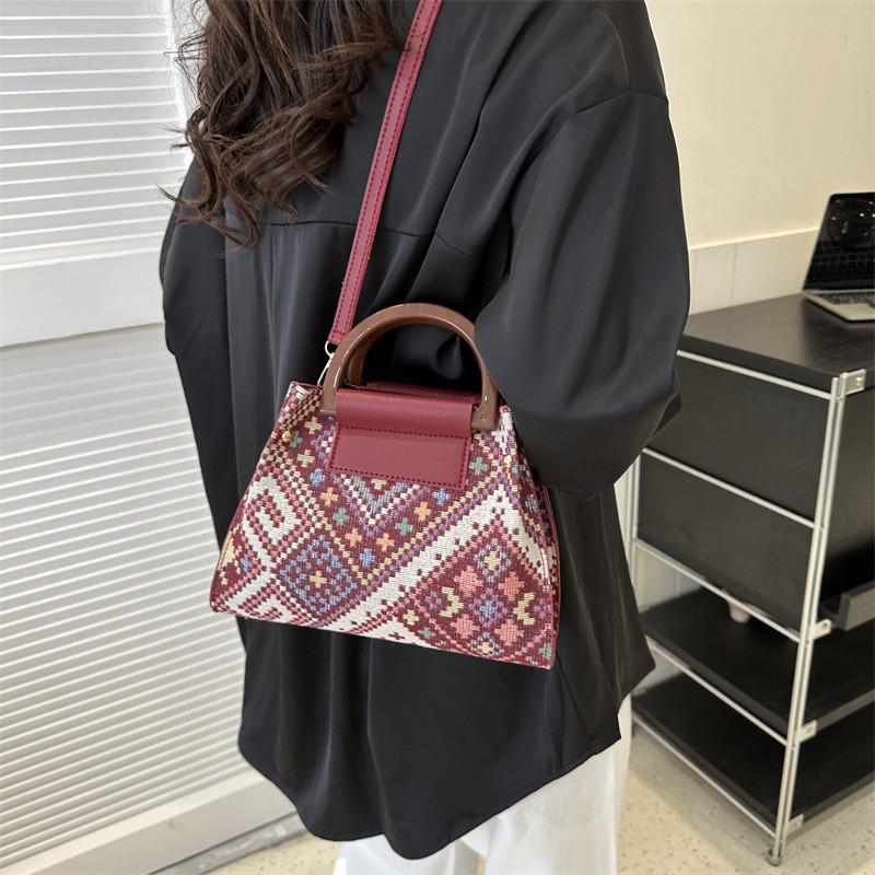 2023 New Simple Street Fashion Shoulder Bag Women Casual Korean Style Crossbody Bag