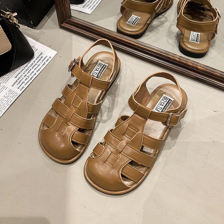 

French retro woven hollow soft sole fashion Roman sandals women s 2025 spring new one-word buckle pig cage shoes 35 хаки