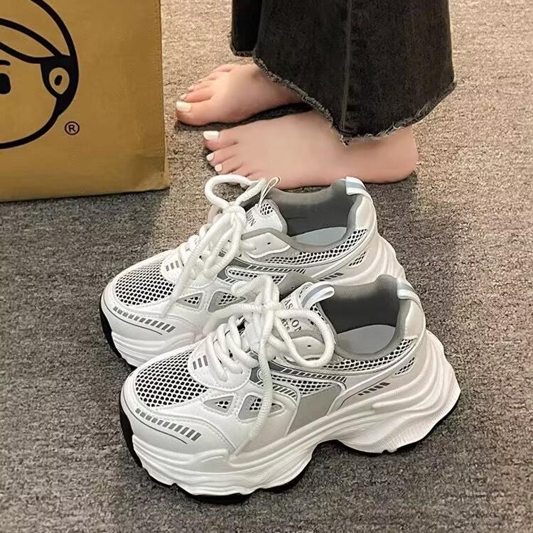 Rutschfeste Schuhe Damen Frühjahr 2025 neu dicksohlige erhöhte Mesh atmungsaktive vielseitige leichte Sport- und Freizeitschuhe