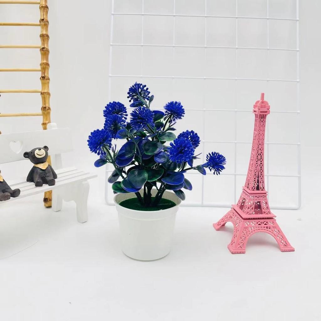 Lilac Artificial Plant Pot With Durable Plastic Material For Outdoor Yard And Wedding Decoration