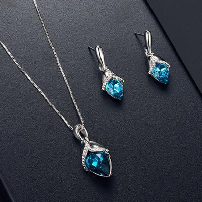 Marquise Shape Rhinestone anheng halskjede Ear Stud øredobber kvinner smykker sett