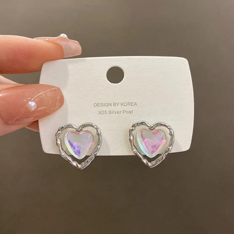 Heart Pearl Earrings for Women Jewelry Making Cute Romantic Earrings Elegant Fashion Minimalist Style Stud Earrings for Women