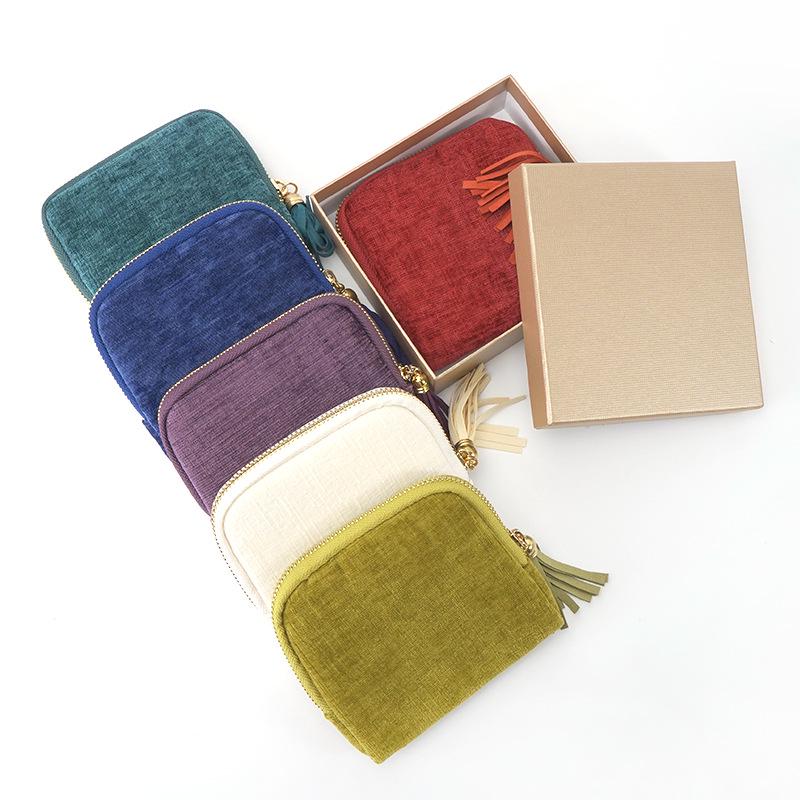 Elegant Tassel Jewelry Pouch with Zipper - Portable Organizer for Rings, Pendants, and Bracelets