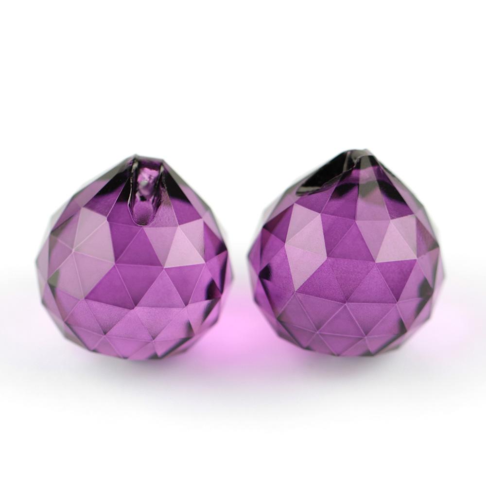 Boules suspendues en cristal K9 de différentes couleurs 15 mm/20 mm/30 mm/40 mm Prismes en verre Boules facettées Feng Shui Décoration d'arbre de mariage de fête d'hôtel