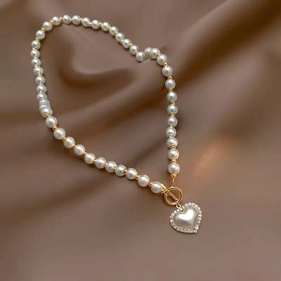 Náhrdelníky a prívesky – Náhrdelníky