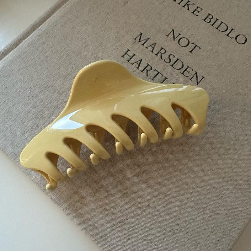 

Большой темпераментный универсальный зажим-краб для волос из желтой серии